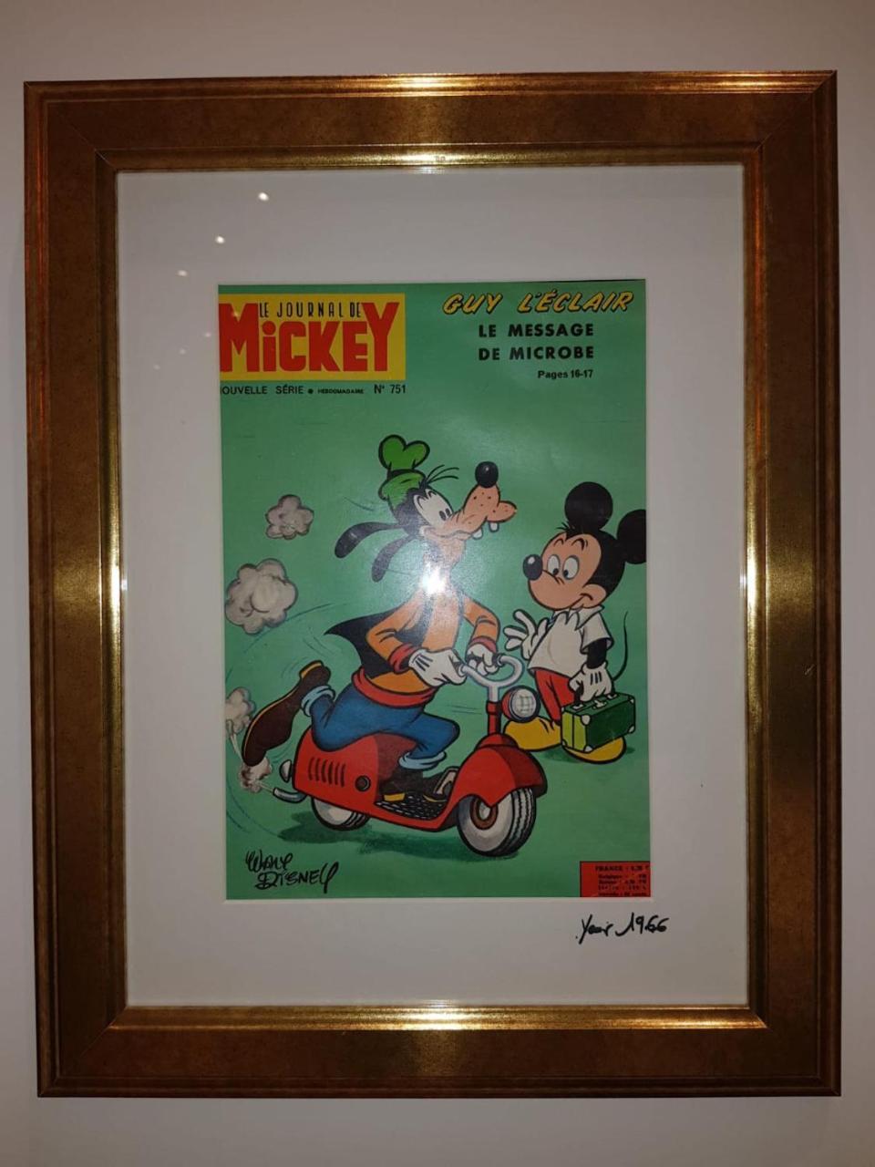 72 - Mermoz Mickey Mouse Paris Exterior foto